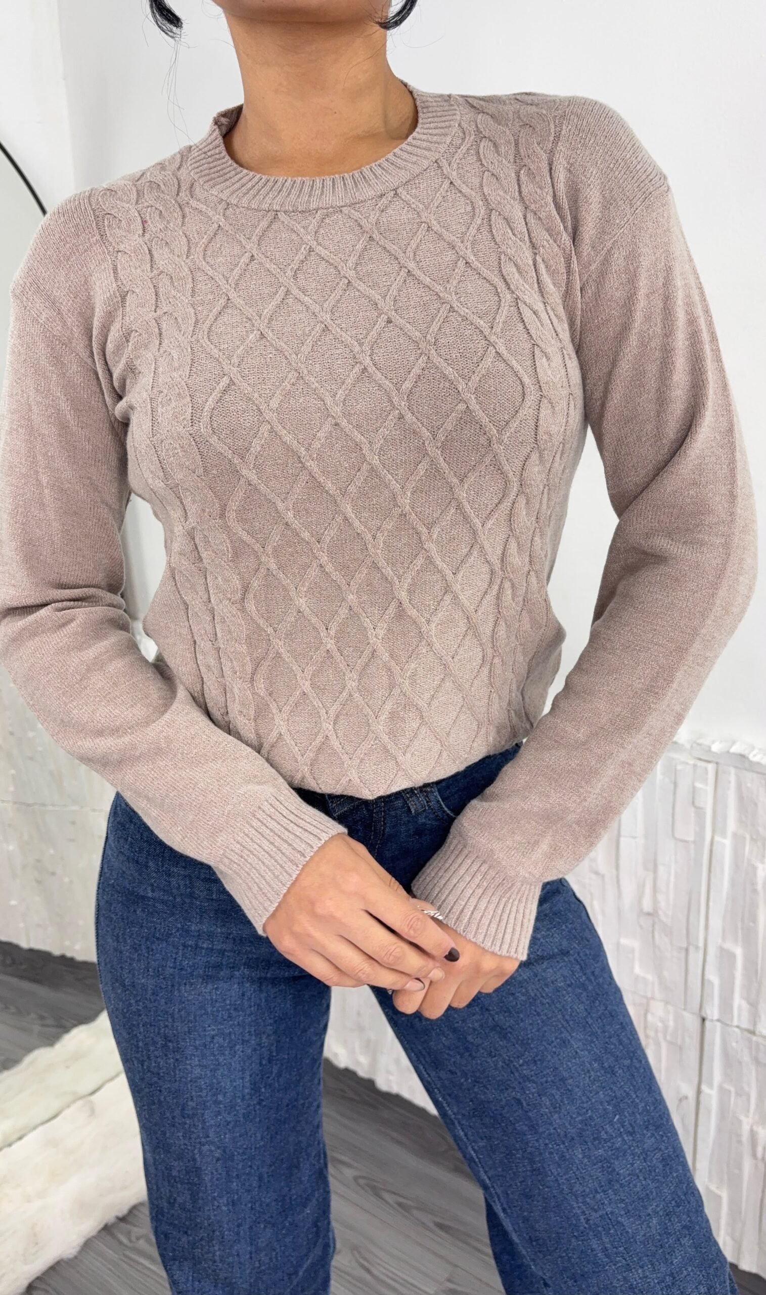 WhatsApp Image 2026-06-11 at 12.42.54 AM (2) Sweaters RUBY - Imagen 1